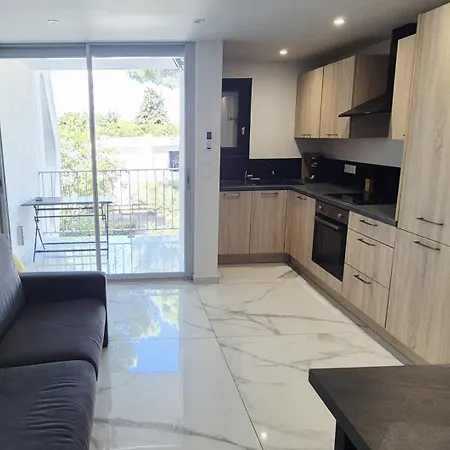 شقة 7 Mn Mer, Refait Neuf, Cosy, Parking, Piscine